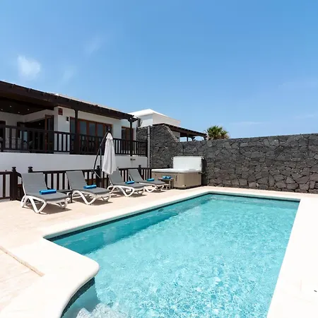 Villa Poppy Playa Blanca (Lanzarote)